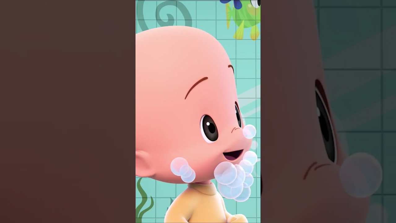The Teler&iacute;n siblings wash their faces every morning. How about you?🧼😊#cuquin #cleoandcuquin