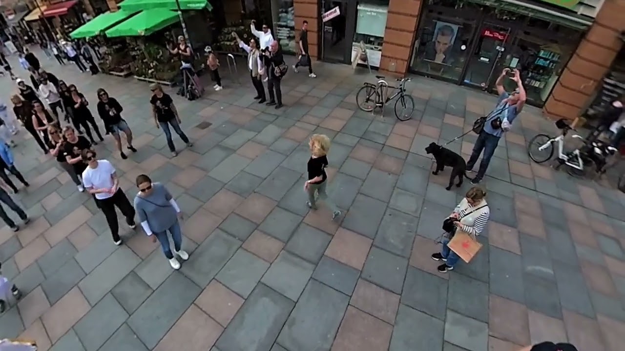 Linedance Flashmob 2025, A BAR SONG