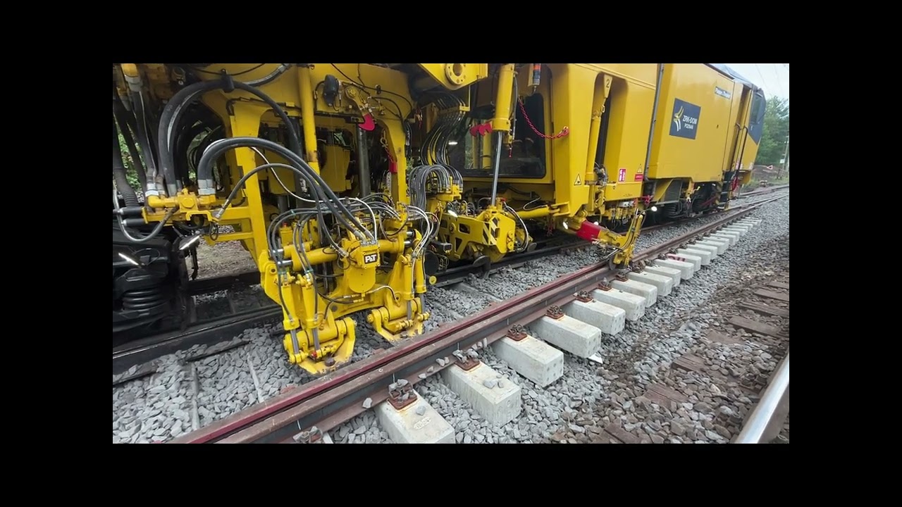 UNIMAT 09 4x4 4S Dynamic 7005 ZRK DOM