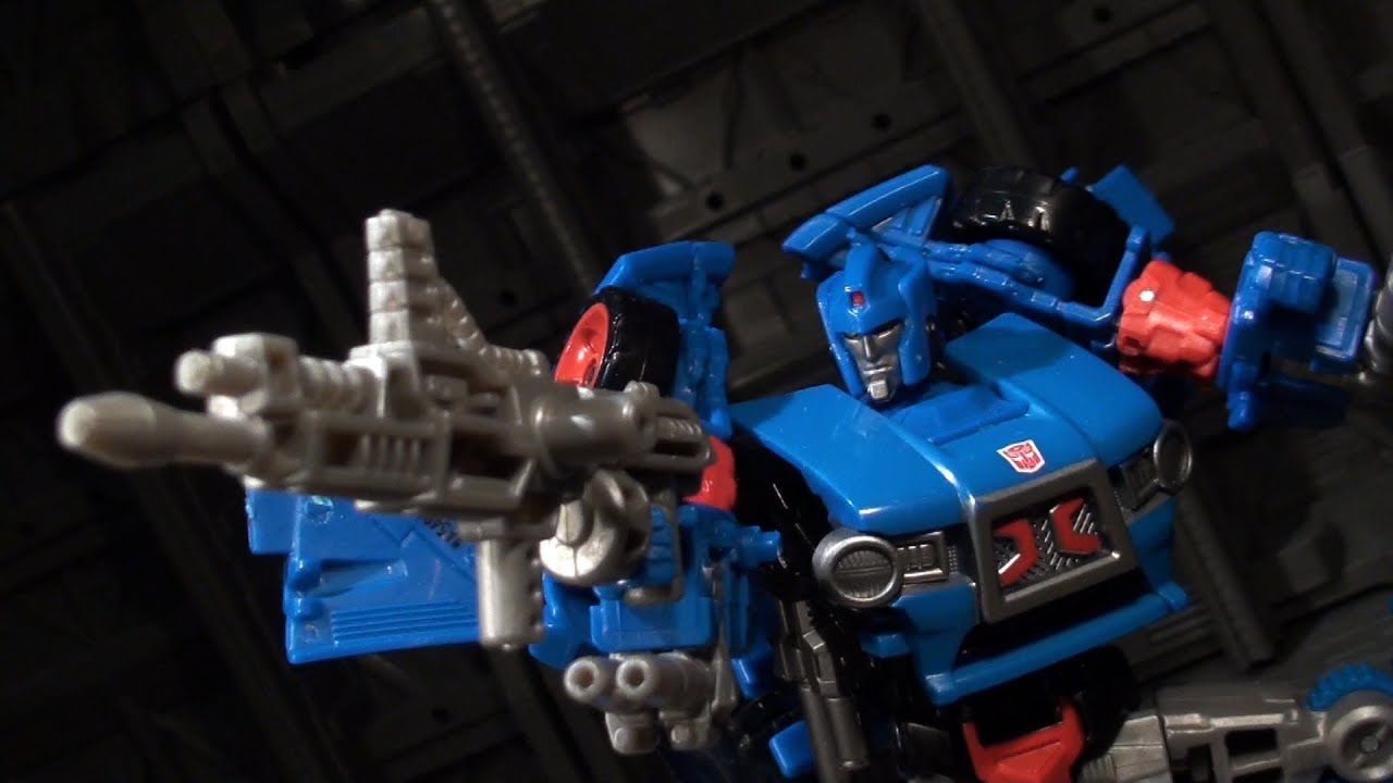 Transformers Generations Autobot Skids - Vangelus Review 217