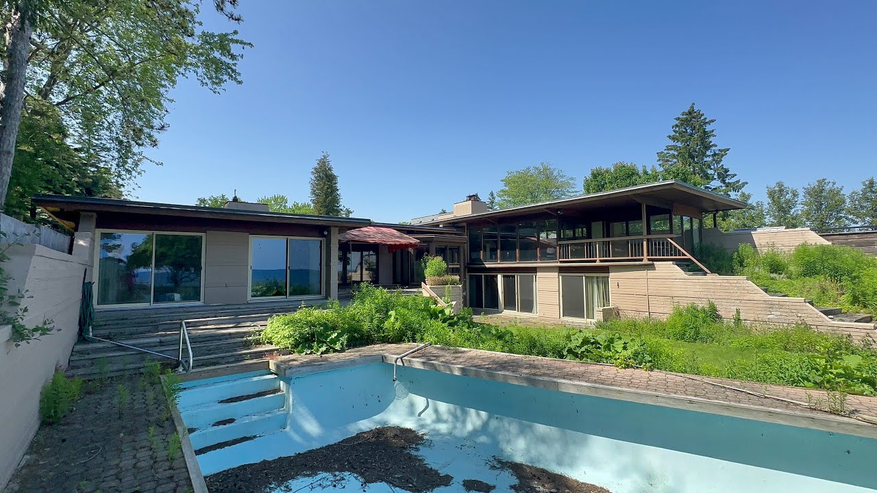 Untouched ABANDONED Lakefront 1956 Mid Century Modern Dream Home | Frozen In Time For Over 65 Years