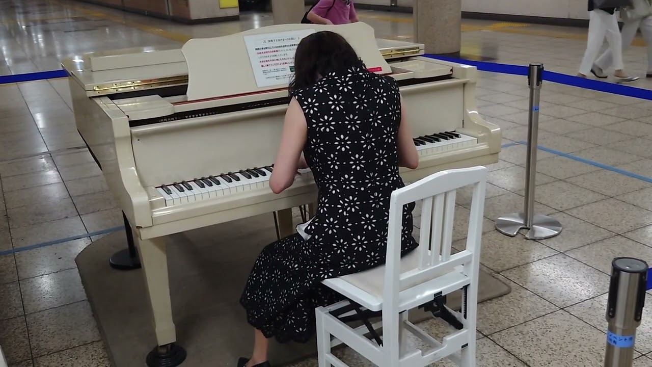 東京メトロ要町駅で、the pillowsのスケアクロウ（パトリシアのイントロ付き ストリートピアノ 耳コピ）