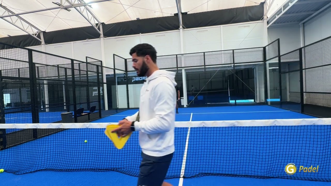 PadelCracks by Gpadel Academy. Jorge Ondo golpeo derecha. 