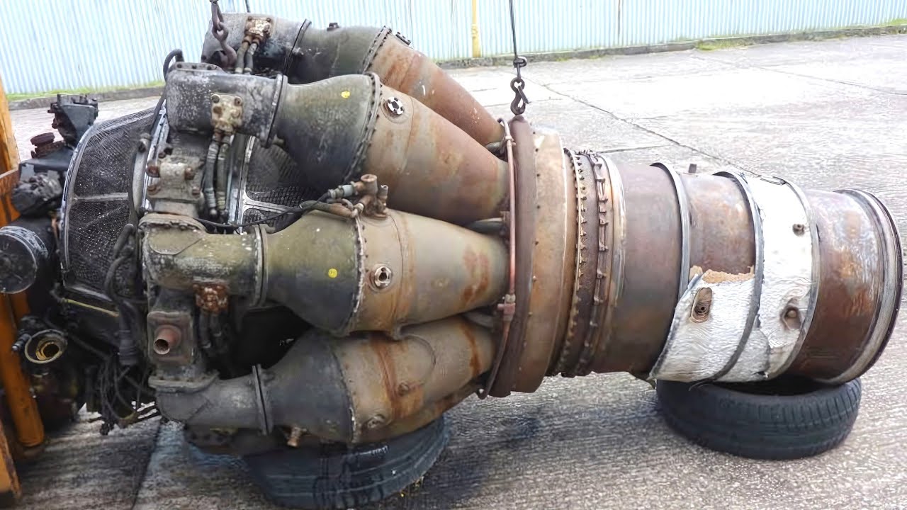 COLD START of RARE AIRPLANE ENGINES That Will Give You Goosebumps! 11