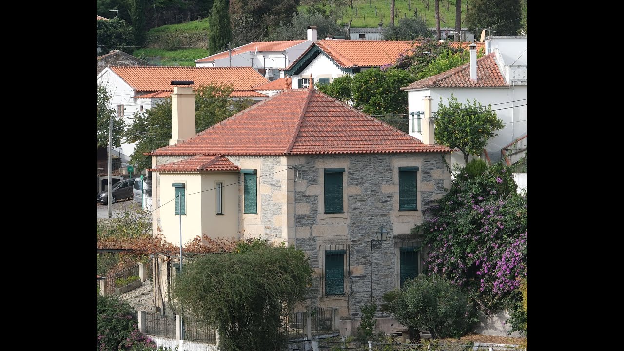 Um passeio pedestre de Ervedosa do Douro ao Pinhão