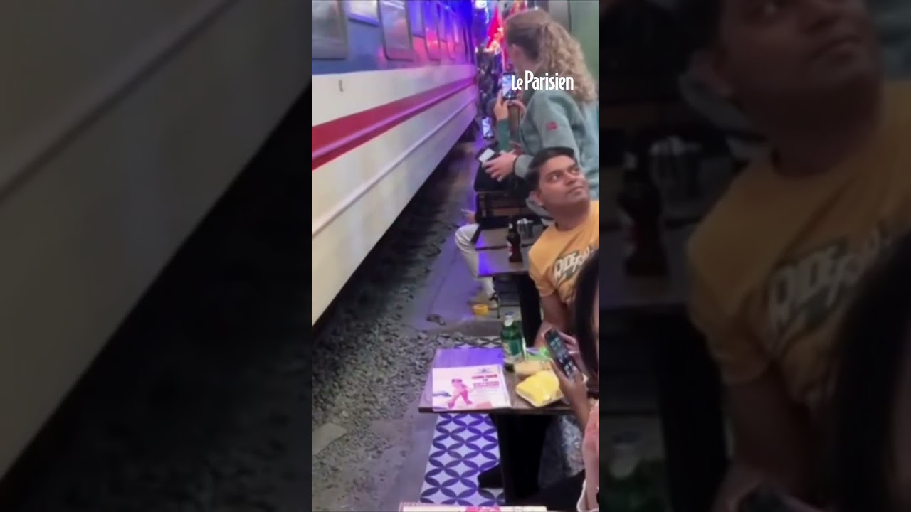 Un touriste manque de se faire écraser par un train au Viêt Nam