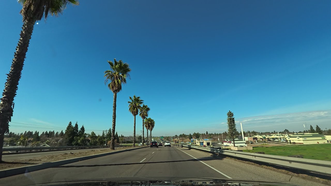Fresno 4K UHD - Herndon Avenue Expressway - Winter