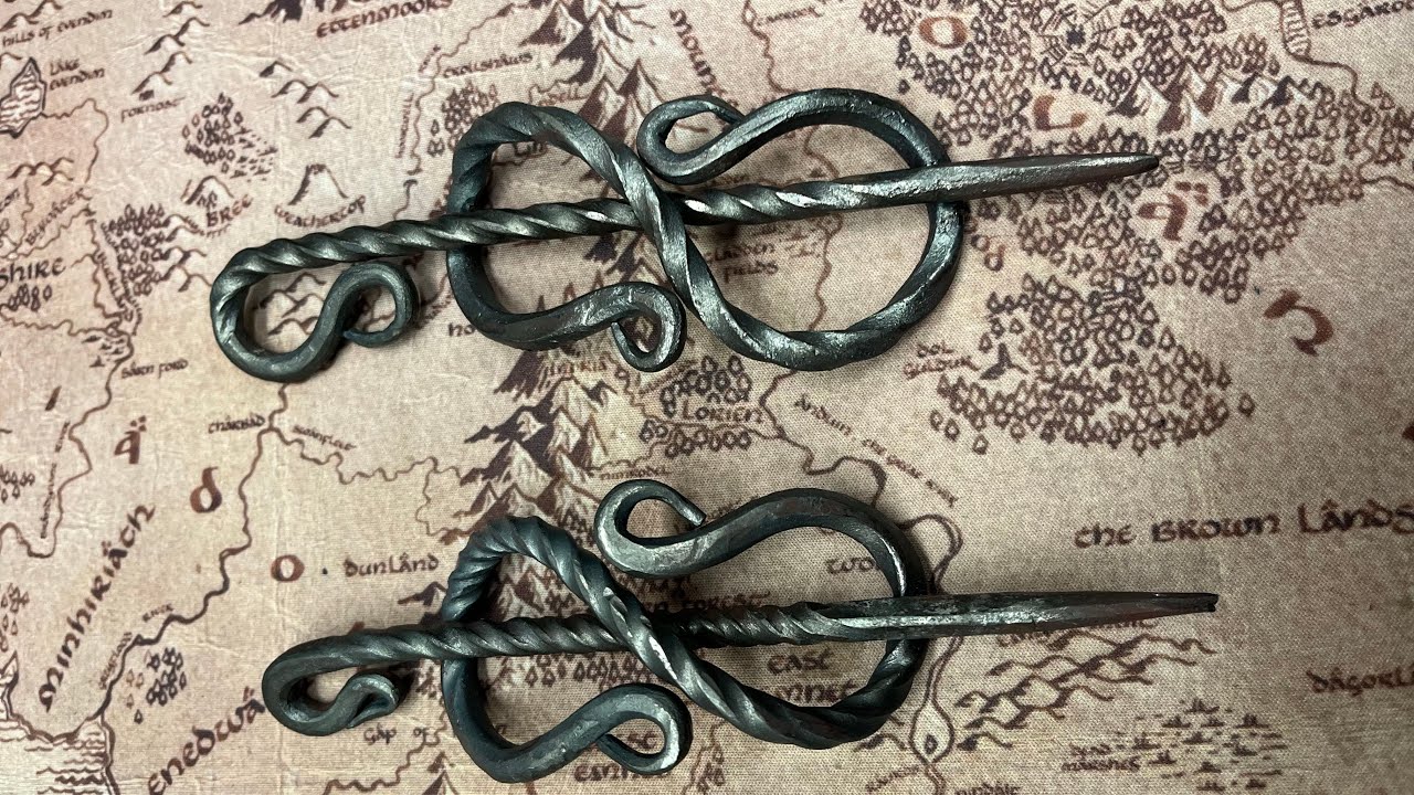 Forging a hairpin from steel