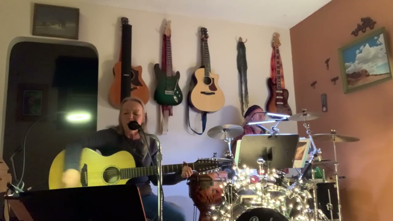 MARV -n- GINA performing The Black Dog and The Wandering Boy