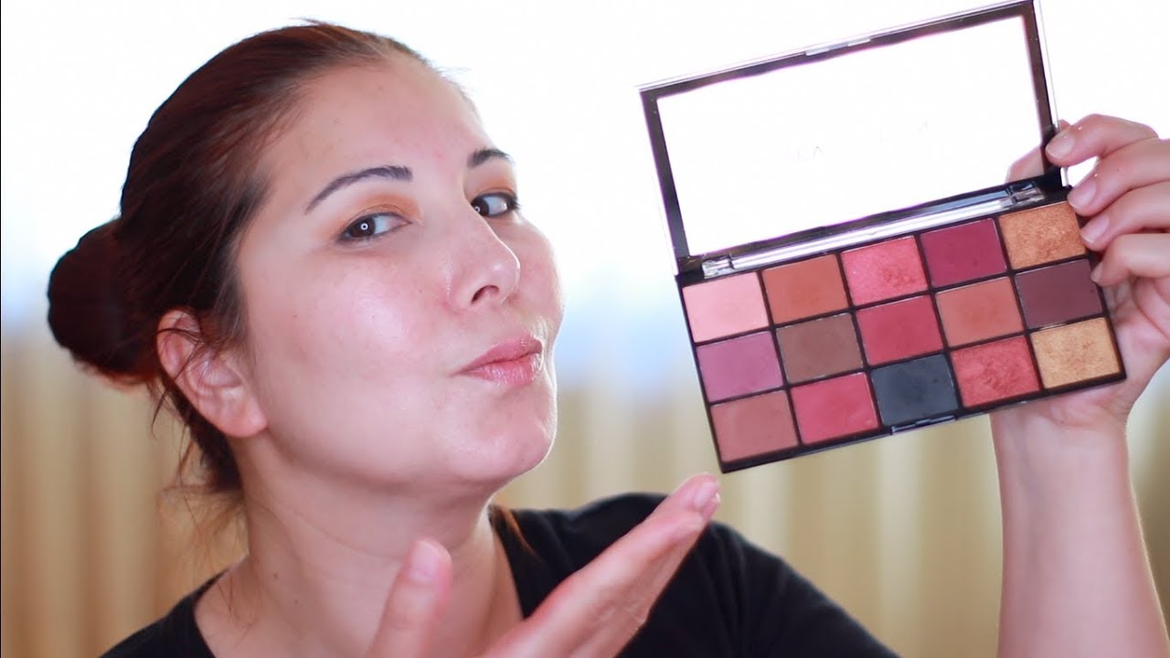 REVOLUTION RE-LOADED NEWTRALS 3 FAR PALETİ EYE SWATCHES | G&ouml;k&ccedil;e Bağtır