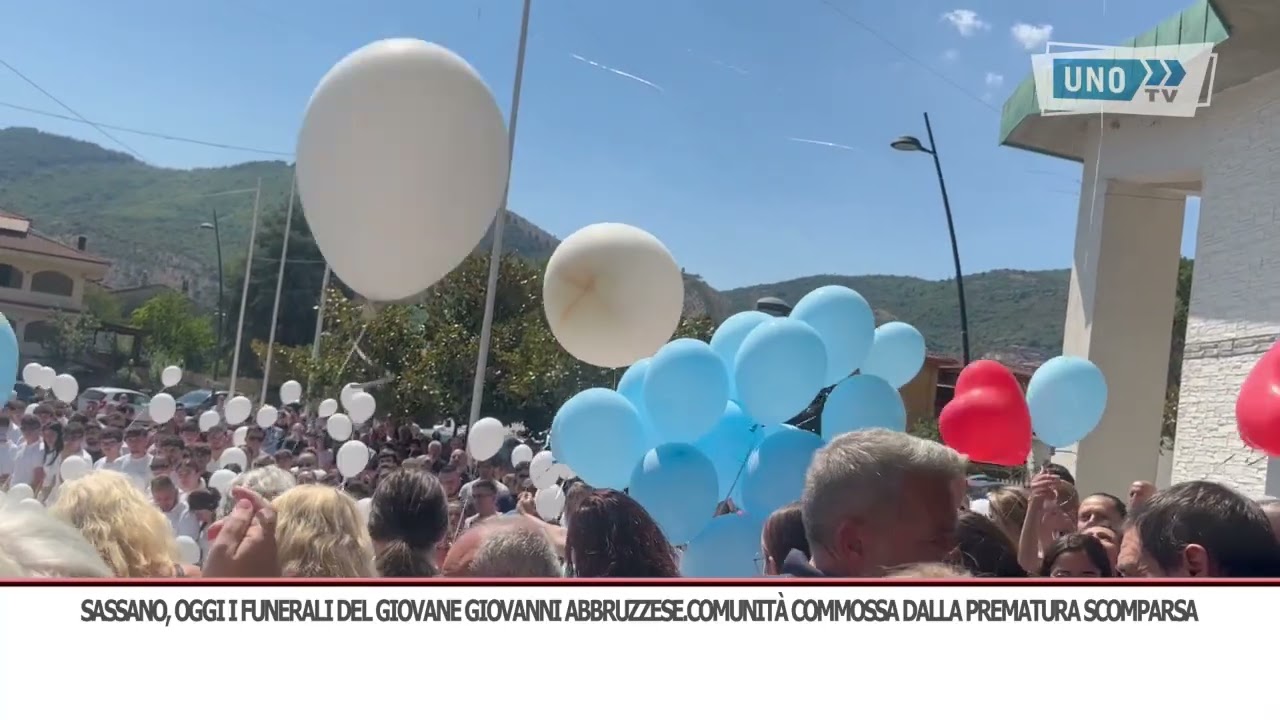 srv SASSANO, OGGI I FUNERALI DEL GIOVANE GIOVANNI ABBRUZZESE  1