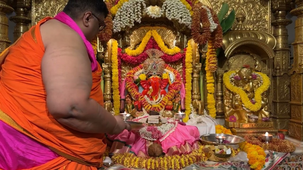 श्री सिद्धिविनायक LIVE आरती दर्शन | Siddhivinayak Ganpati Dadar Aarti🙏🏻 16/03/2026🛕
