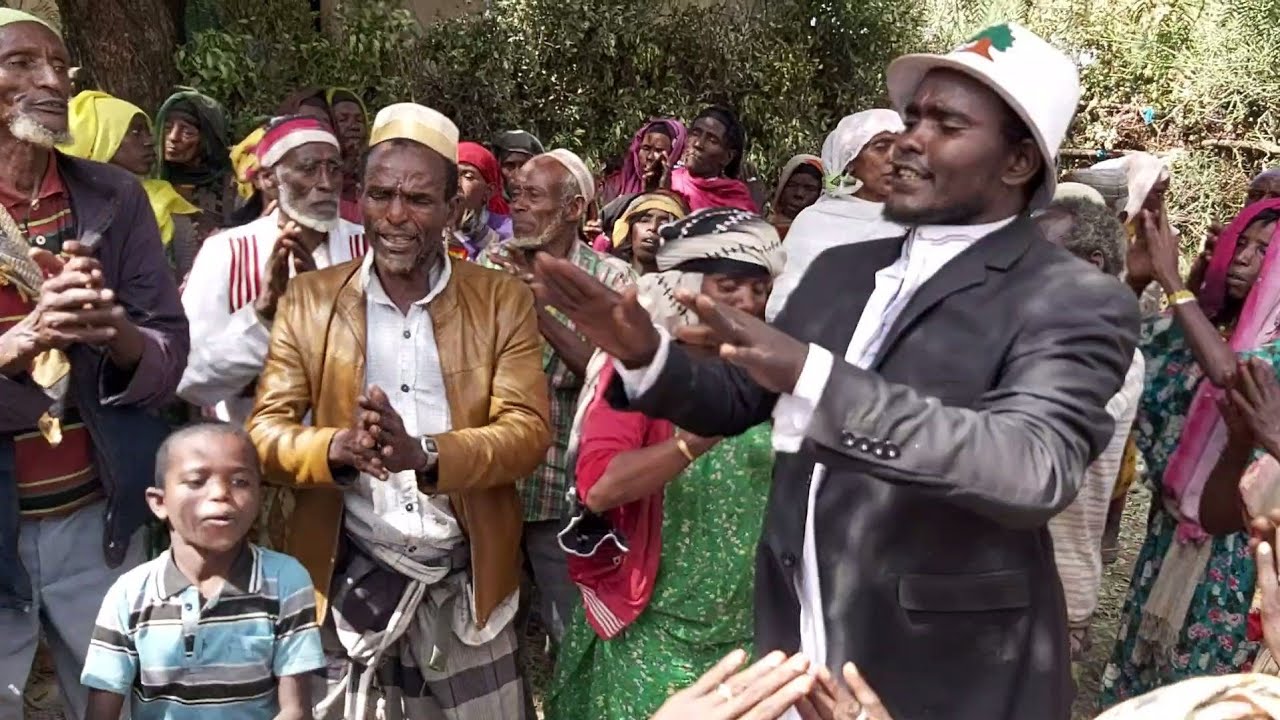 Baaroo Muuda Sirbaa ajab!Aabbiyyoo