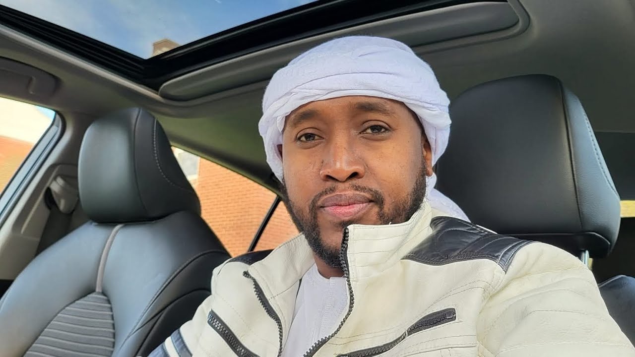 Kadir Kotola/2k, Mooyyalee Tiyyaa Oromo borana Music Lyric Moyale Tiya #boranamusic #oromomusic