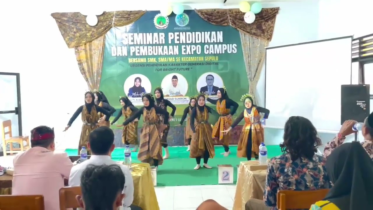SEMINAR PENDIDIKAN DAN PEMBUKAAN EXPO KAMPUS KOMPAS 2025