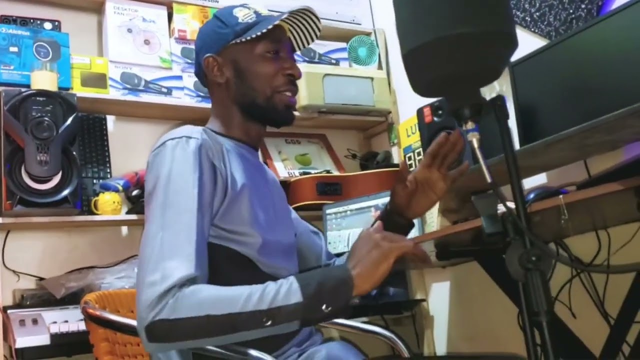 LIVE IN THE STUDIO  SONG WIVU WANINI by Samson Muzungu Mungu iko 