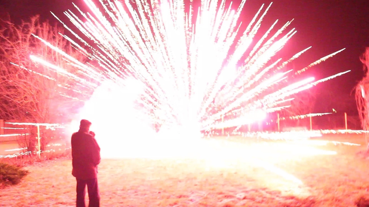 ULTIMATE FIREWORKS FAILS COMPILATION 2017