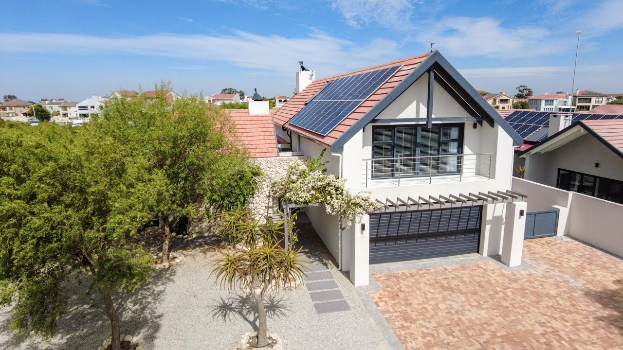5 Bedroom For Sale | Port Owen