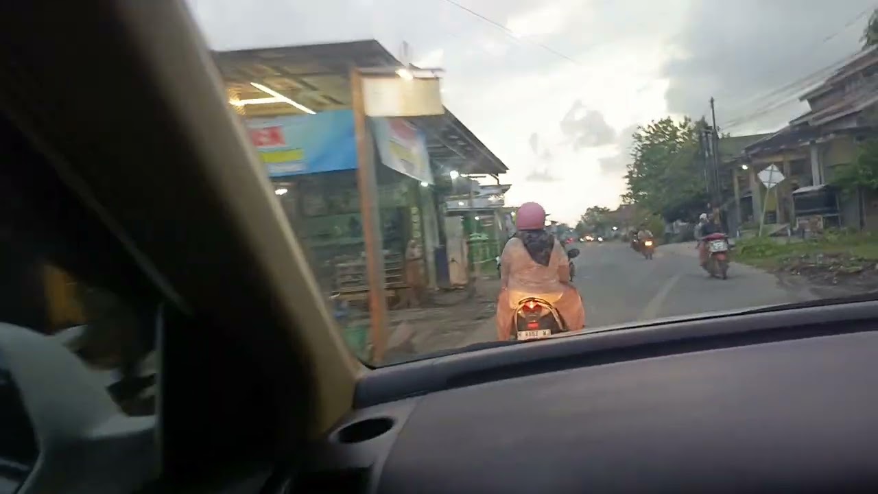 Perjalanan Demak kota ke Bonang. Alhamdulillah Jalannya kelihatan.. 