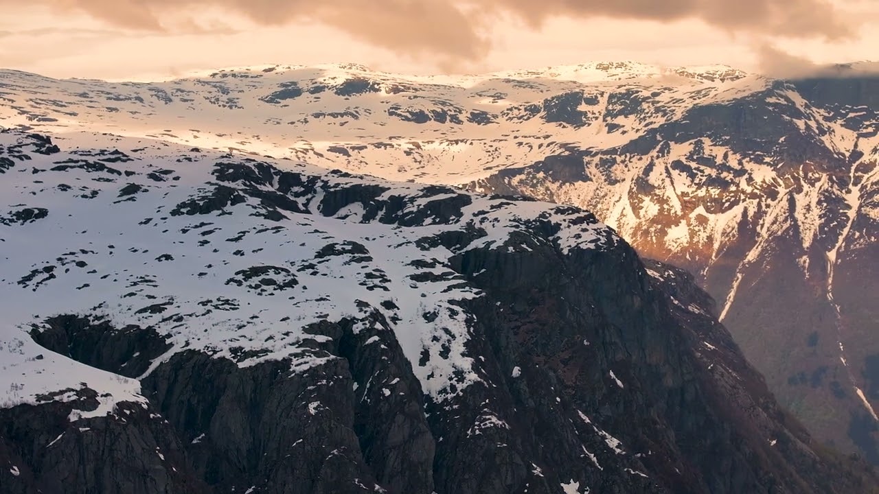 Buardalen og Buarbreen (Buer valley and Buer glacier) - Hardanger mai 2024