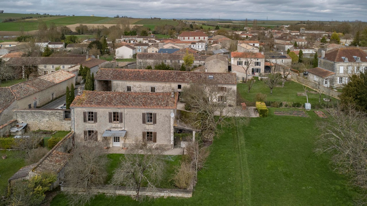 BVI83297 - Elegant village house with guest cottage and countryside views. Near Rouillac, Charente