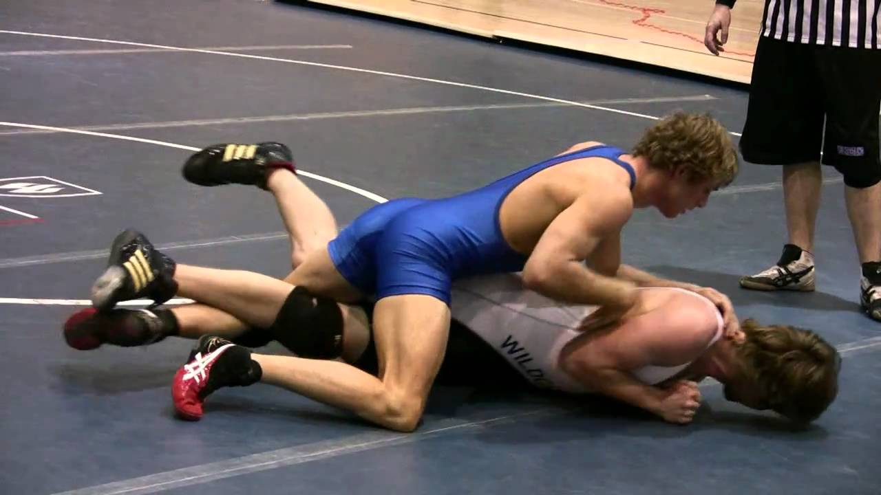 Wrestling USU at Weber State - 18 Feb 2011 Match 2