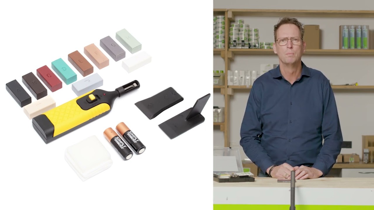 Gaten en scheuren in tegels zelf repareren met Tegelvast 7760 reparatieset.