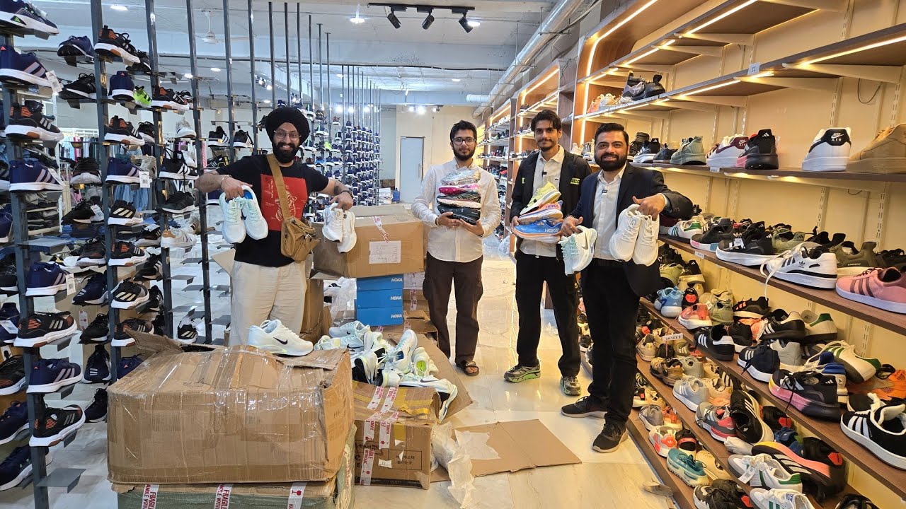 Narayan enterprise || New outlet in Gurgaon || Special sale || Shoes Rs 500/- || Free perfume 
