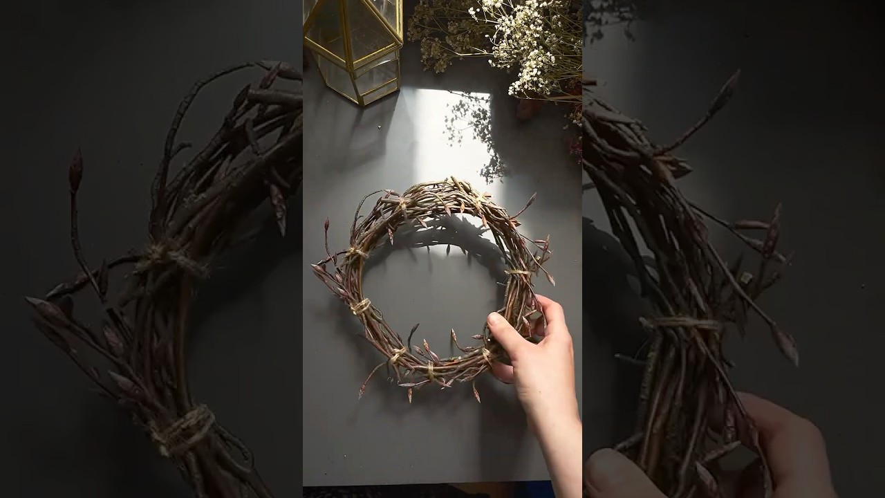 Genius DIY Hack: Make a Perfect Twig Wreath with a Pot! #diy #wreathtutorial