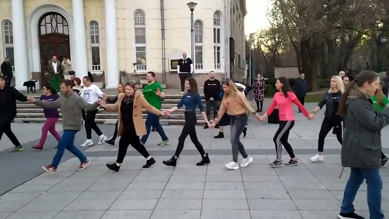 Хоро Стъпил Добри