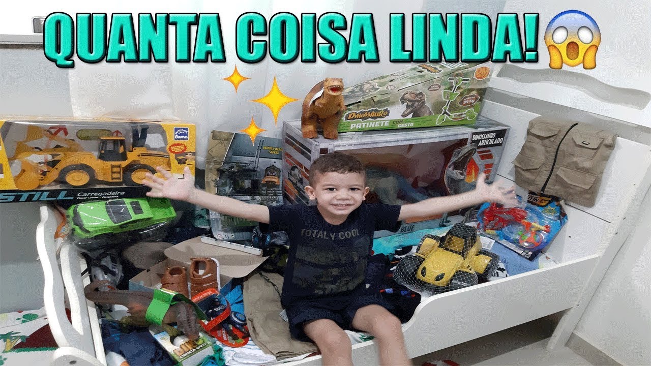ABRINDO OS PRESENTES DO ANIVERSÁRIO DO BERNARDO