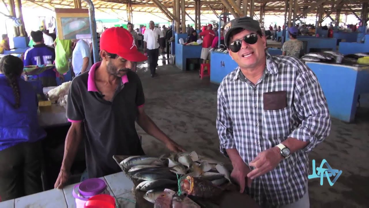 Mercado de Pescado de Manta LA TV ECUADOR 04/01/14