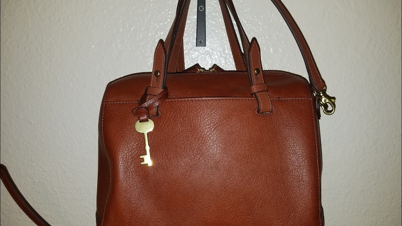 What's in my bag fossil rachel satchel? #fossil