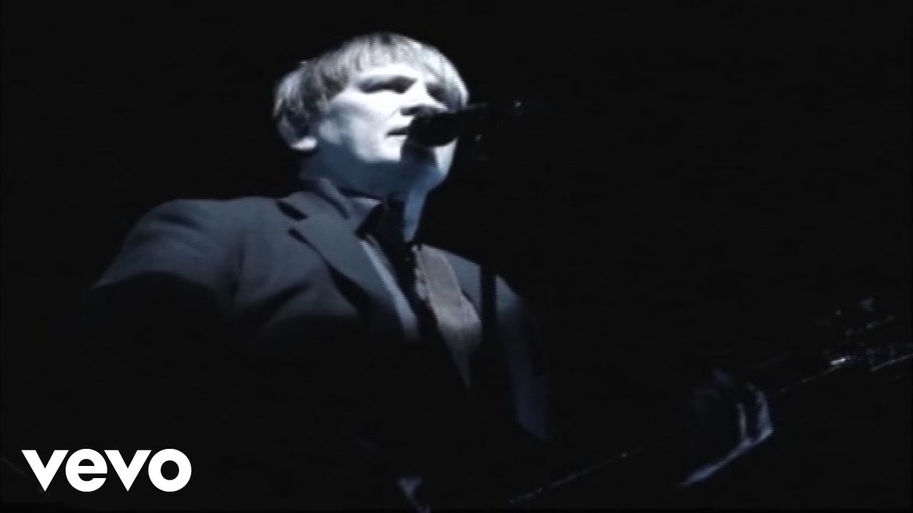 Element Of Crime - Wenn es dunkel und kalt wird in Berlin (Live im Tempodrom)
