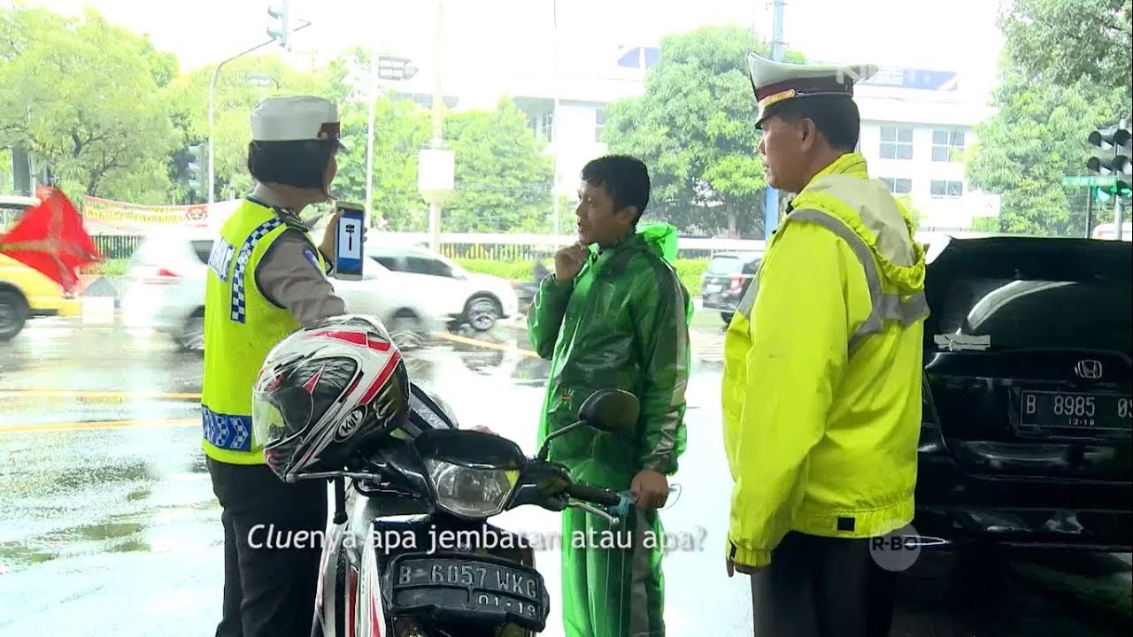 Driver Ojek Online ini Senang Masuk TV dan Dapat Hadiah Dari Korlantas Polri