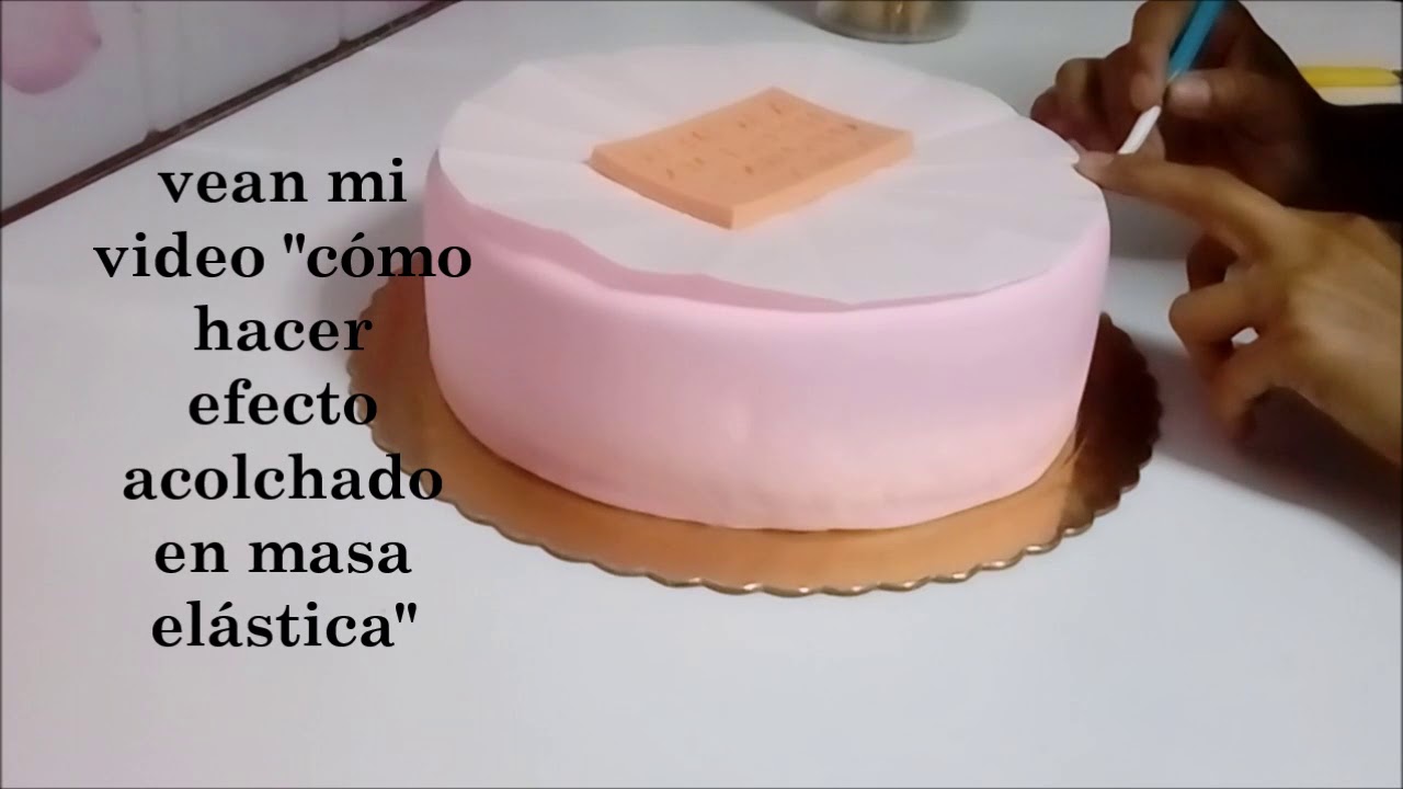 Cómo hacer acolchado en una torta/ Lucy´s Cakes