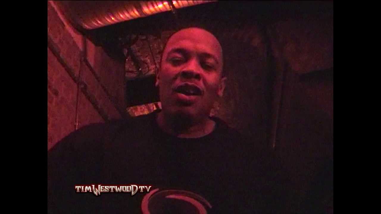 Eminem & Dr. Dre wildin out at a Westwood Party (2001)
