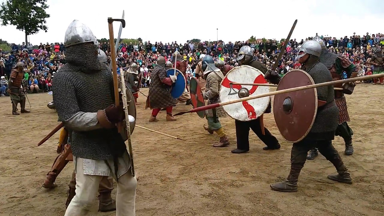 Wikingertage 2016 - Showfight/Freefight - Huscarl 01