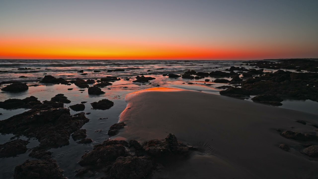 Sunset Afterglow over a Coral Reef with Gentle Ocean Waves | Relaxing ASMR for Deep Sleep | 3H in 4K