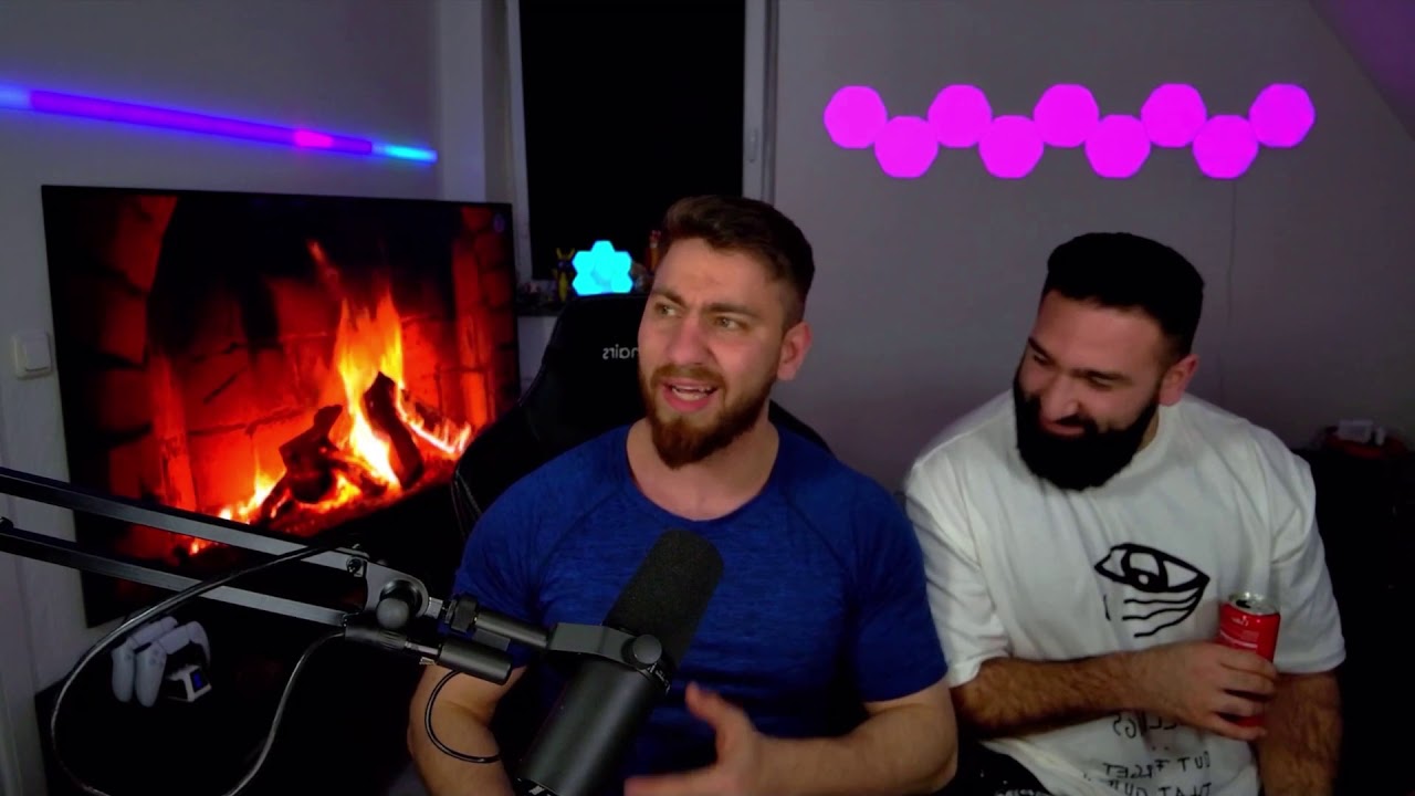 Sinan G küsst eine Polizistin bei einer Kontrolle | Mois Twitch Highlight