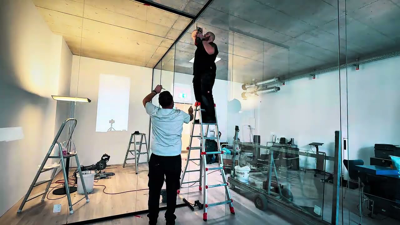 Glasbau in Basel: Ganzglasanlage für BOA Body of ART in nur 1 Tag