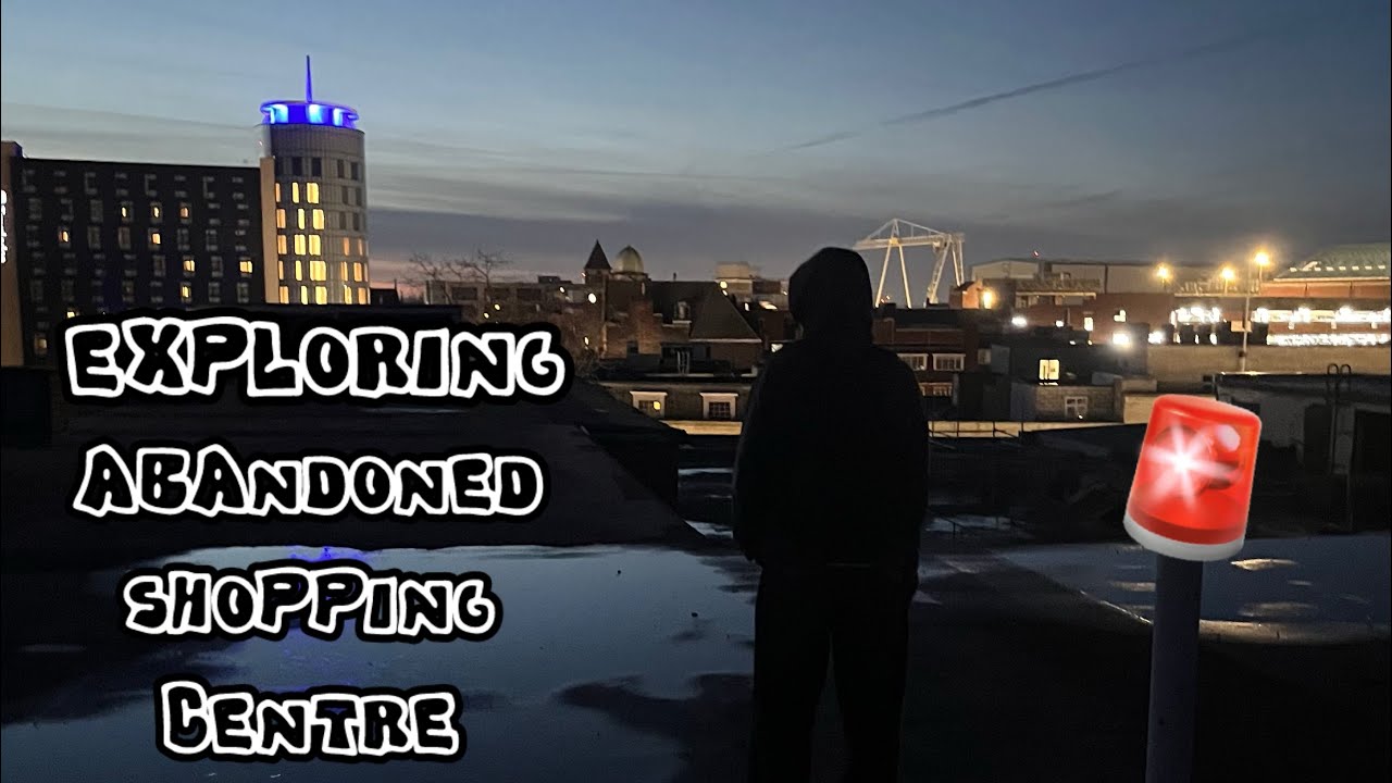 EXPLORING ABANDONED DEBENHAMS