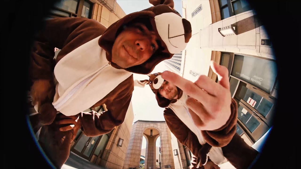Shotgun Willy, TRAQULA  - Kangaroo Jack 2 (Official Video)