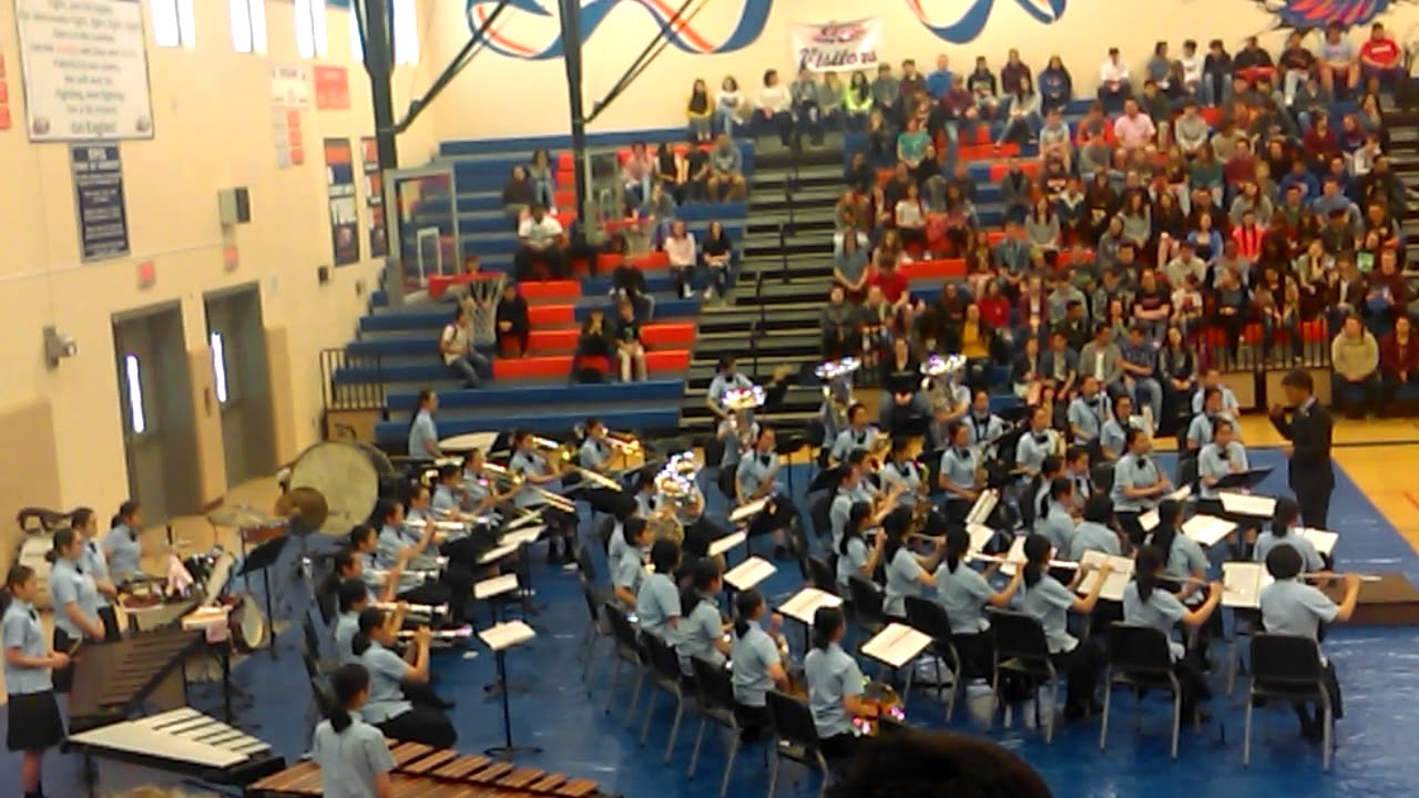 Tamana Girls playing the Imperial March(STAR WARS) at GKHS