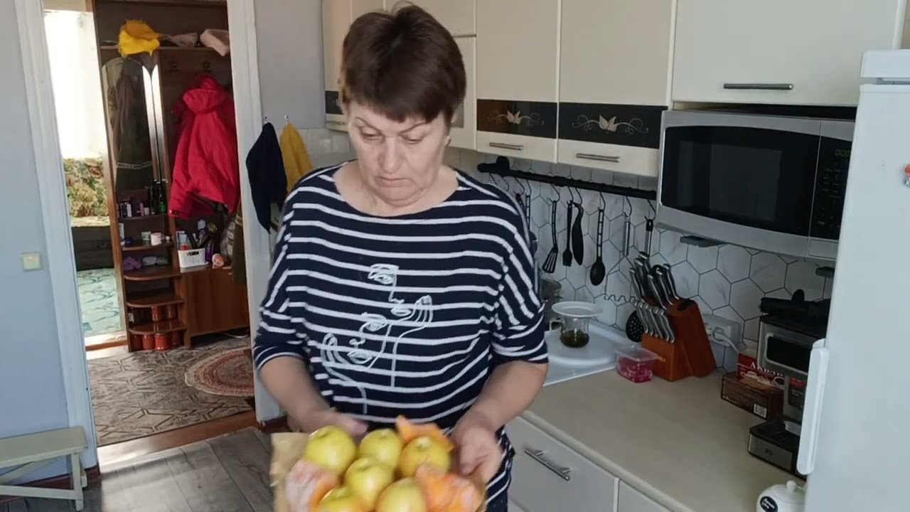 Жизнь на пенсии в ДЕРЕВНЕ/Не даёт покоя/Что добру пропадать/
