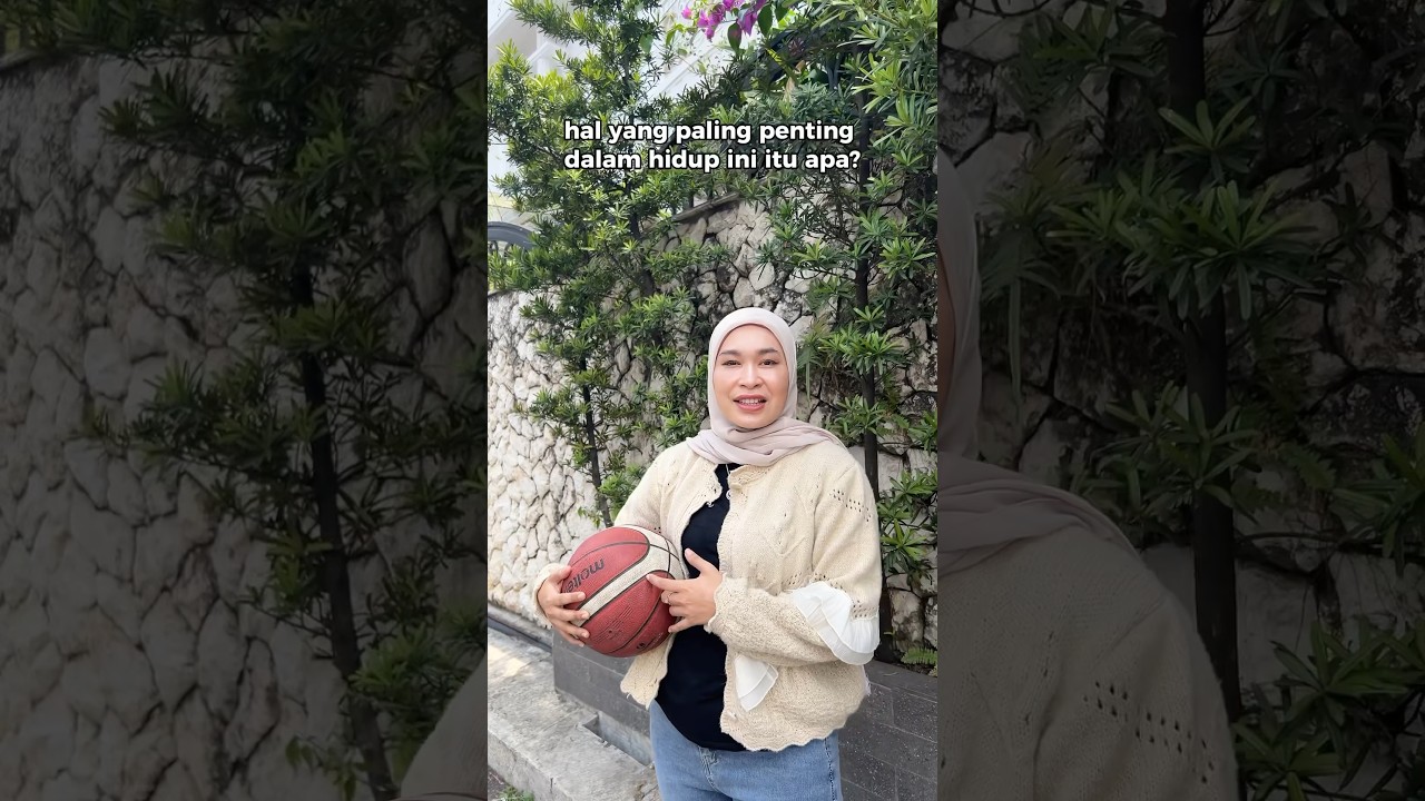 Pertanyaan macam apa itu?? #couple #family #sarifashion #dress #gamis #lucu #receh #viral #trending