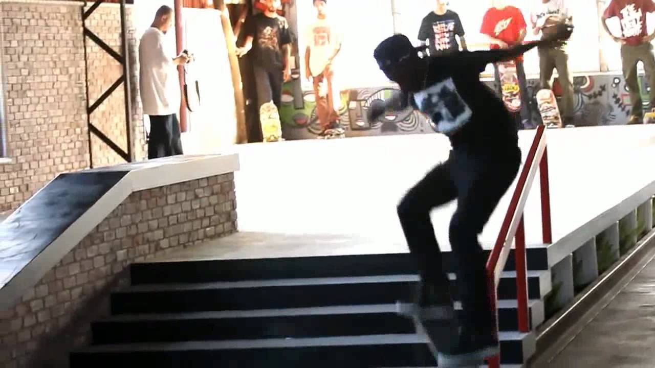 DEWeezy - Trukfit Skate Park Opens!