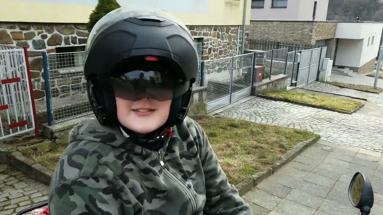 Motosalon máme v garáži