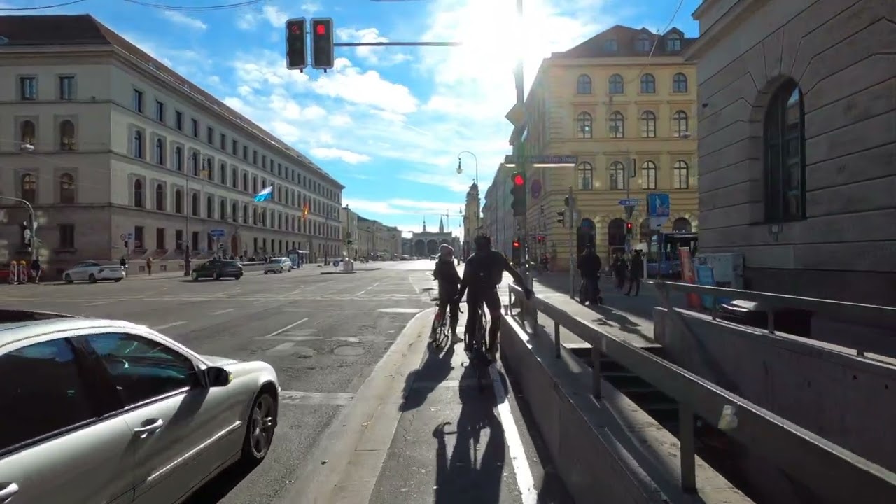 Cycling in #Munich: Schwabing-West, City Center, Englischer Garten (4K) - 108