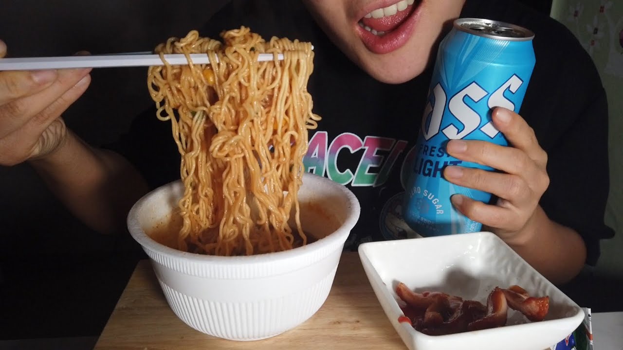 복세편살을 꿈꾸는 으른여자의 브이로그🔥함께 보시져😎(라면먹방 bhc핫후라이드 엽떡 미간주름패치 햄계란볶음밥 미역줄기비빔밥)